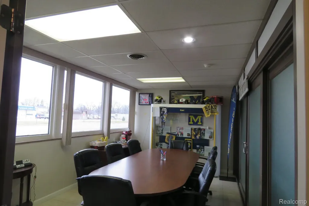 12170 Fort Street Southgate City MI 48195