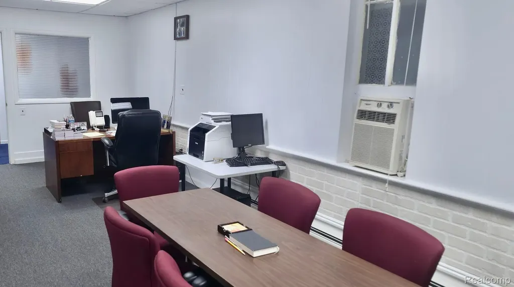 45504 Cass Avenue Utica City MI 48317
