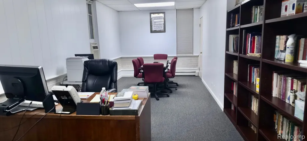 45504 Cass Avenue Utica City MI 48317