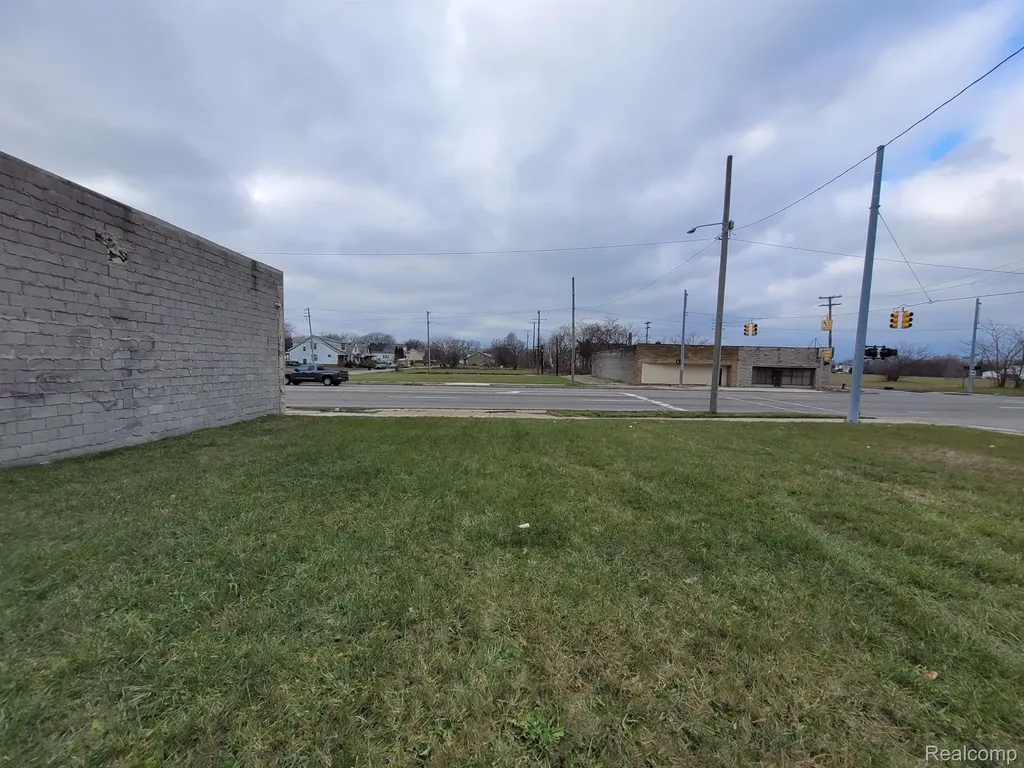 8840 Van Dyke Street Detroit City MI 48213