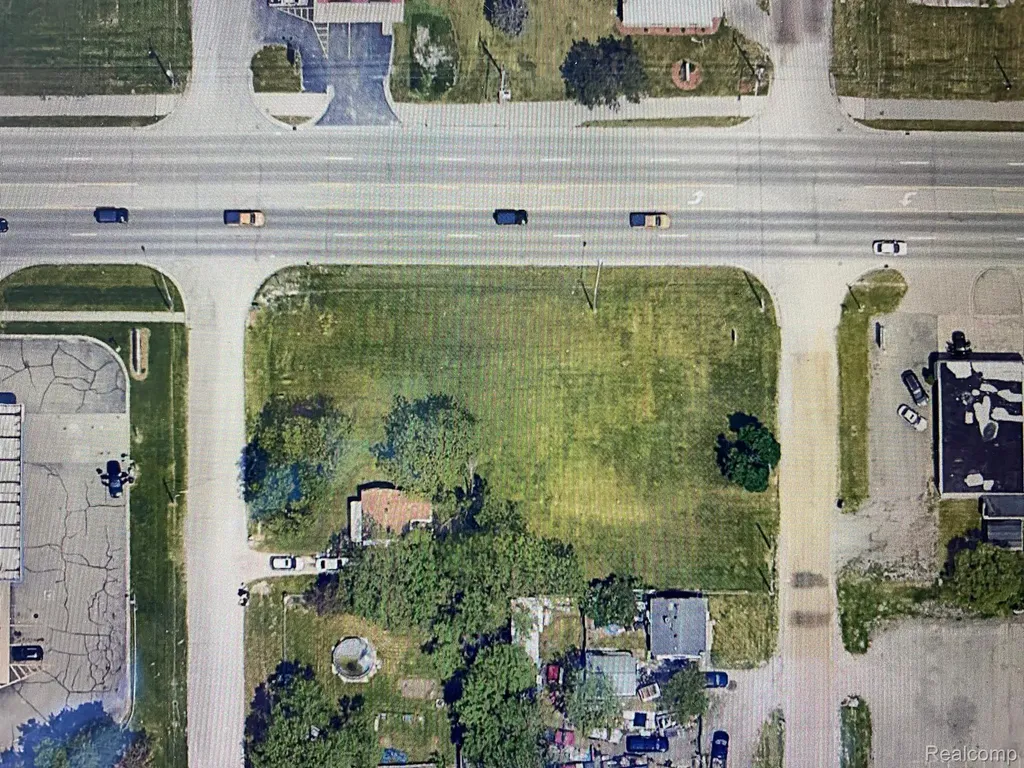 00 Corunna Road Flint Charter Township MI 48532