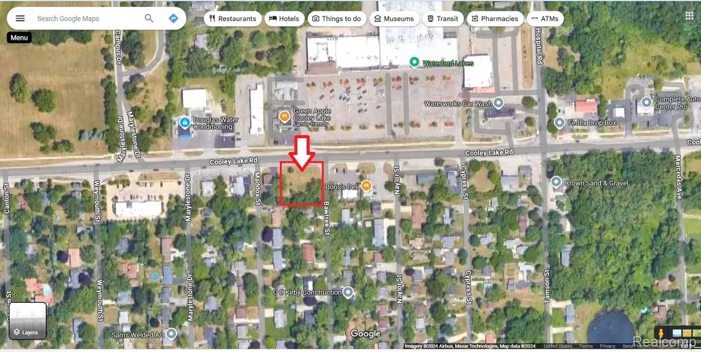 9999 W Cooley Lake West Bloomfield Charter Township MI 48324