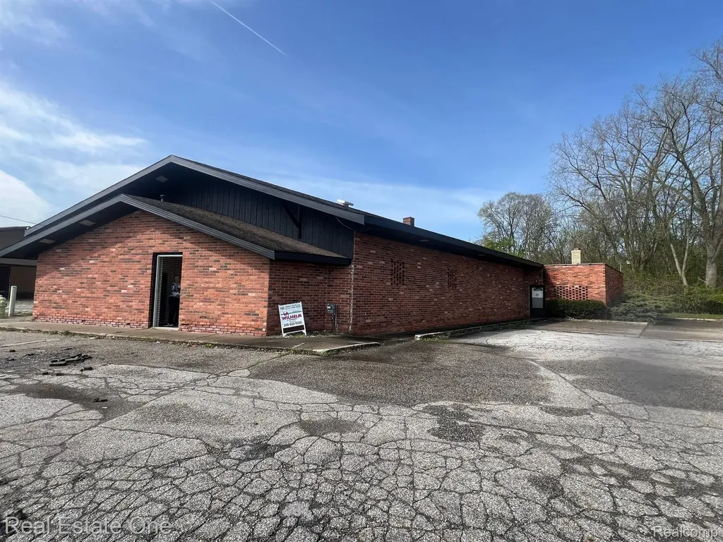 6000 Dixie Highway Bridgeport Charter Township MI 48601