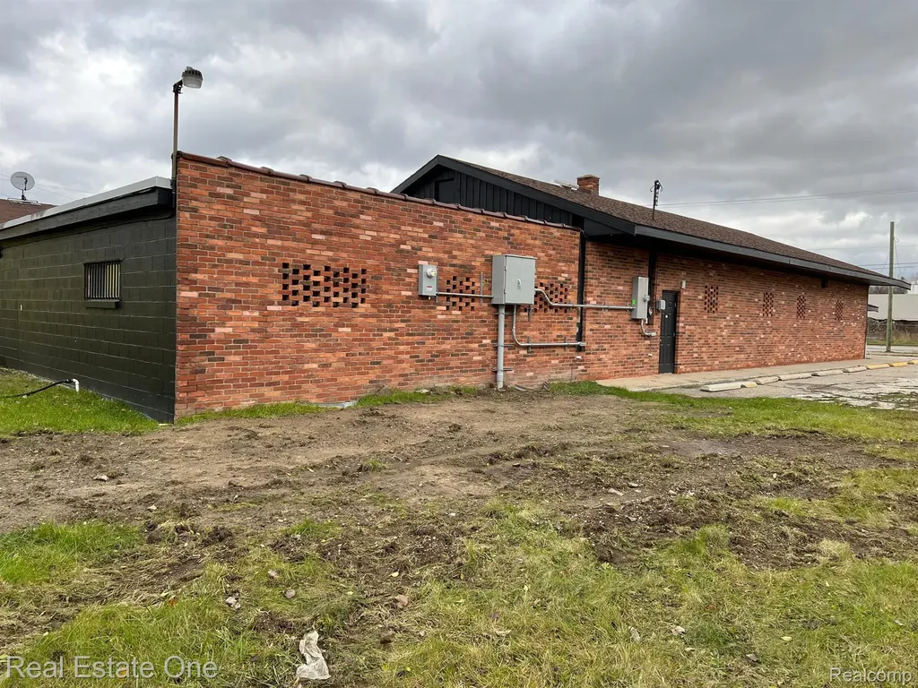 6000 Dixie Highway Bridgeport Charter Township MI 48601