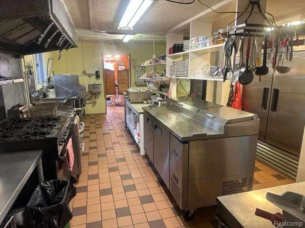 3556 E Higgins Lake Drive Gerrish Township MI 48653