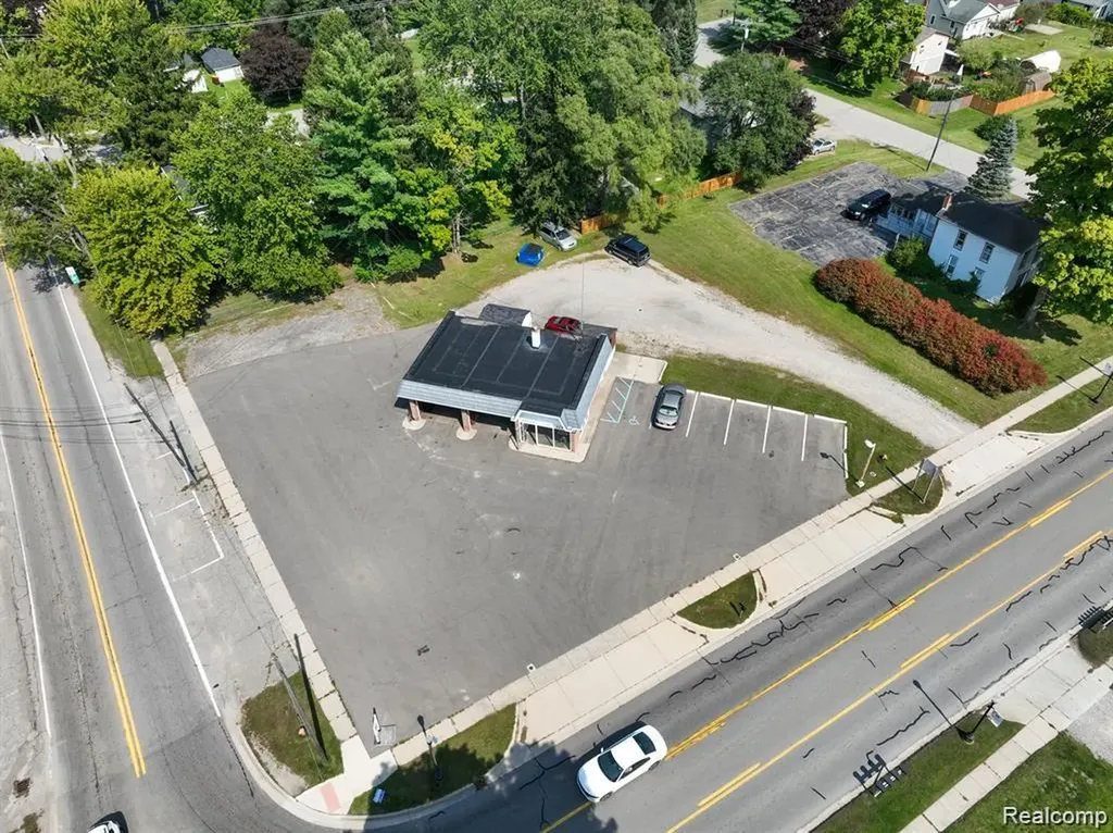 509 E Main Street Pinckney Village MI 48169