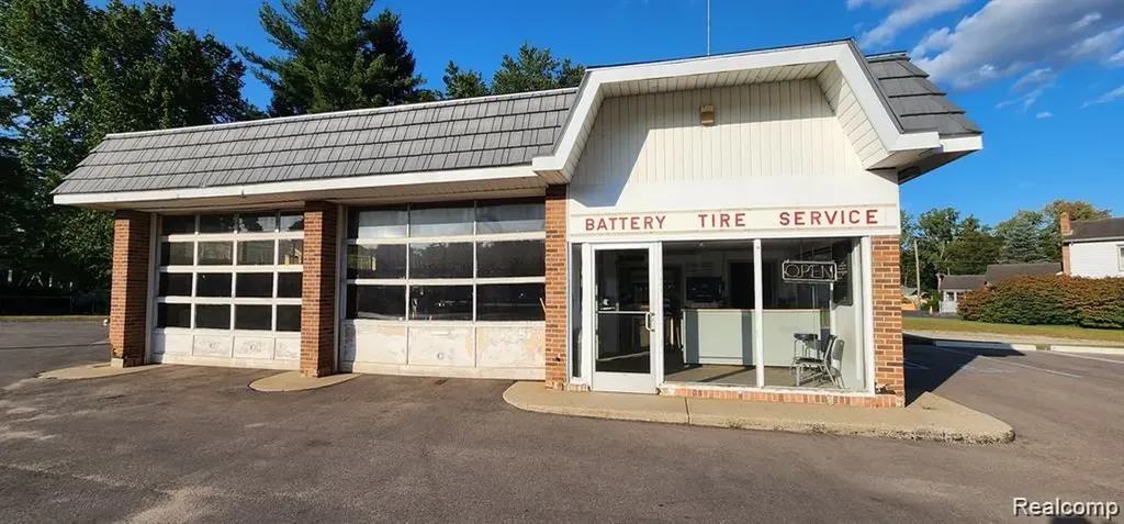 509 E Main Street Pinckney Village MI 48169
