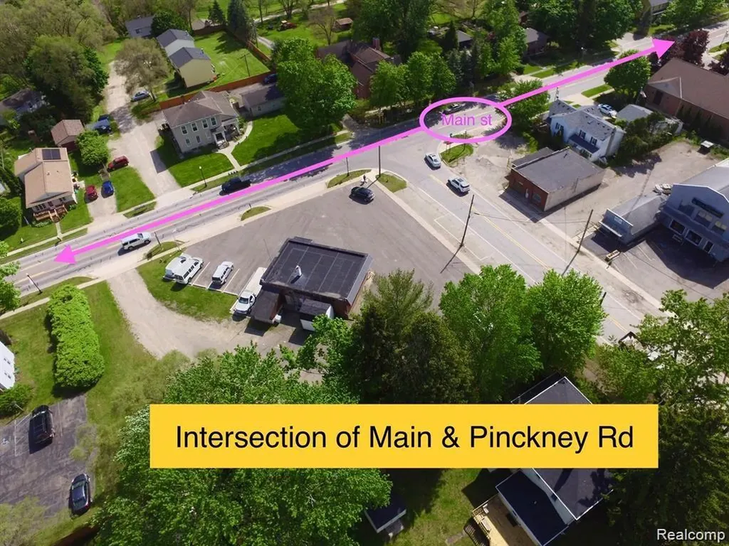 509 E Main Street Pinckney Village MI 48169