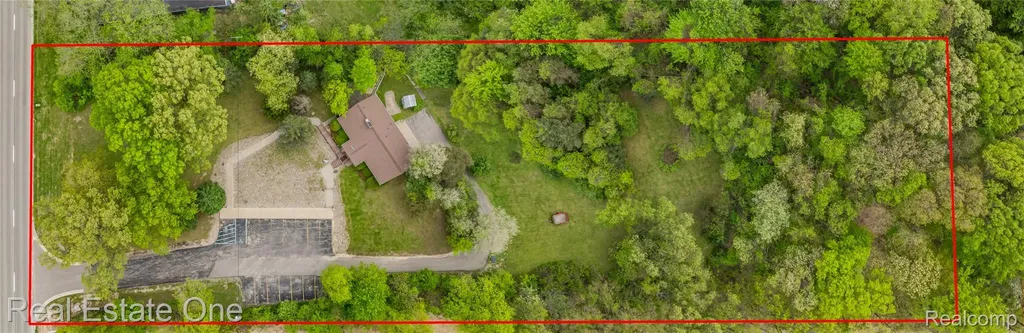 7217 Sashabaw Road Independence Charter Township MI 48348