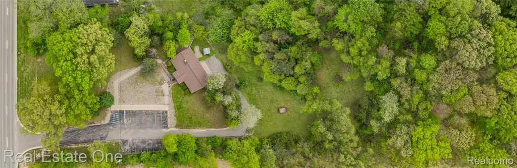 7217 Sashabaw Road Independence Charter Township MI 48348