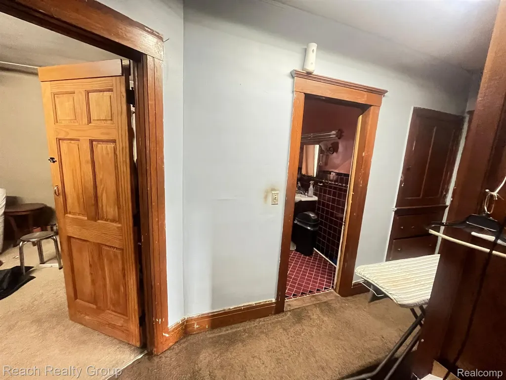22755 Grand River Avenue Detroit City MI 48219