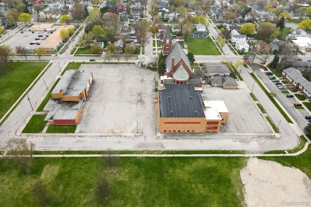 1120 N Grant Street Bay City City MI 48708