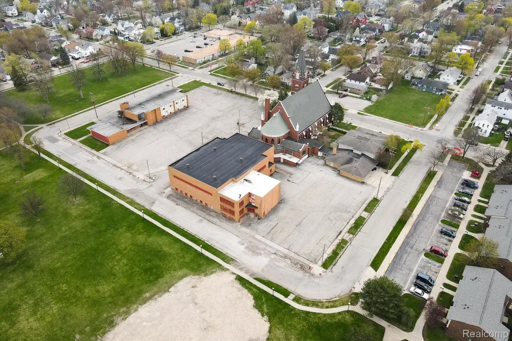 1120 N Grant Street Bay City City MI 48708