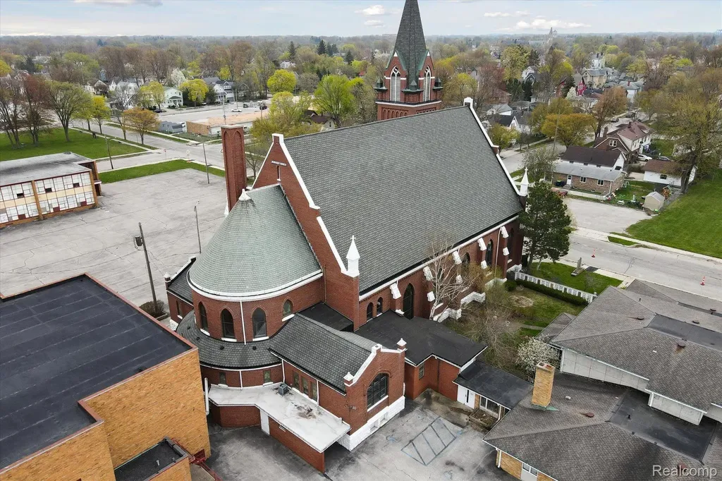 1120 N Grant Street Bay City City MI 48708