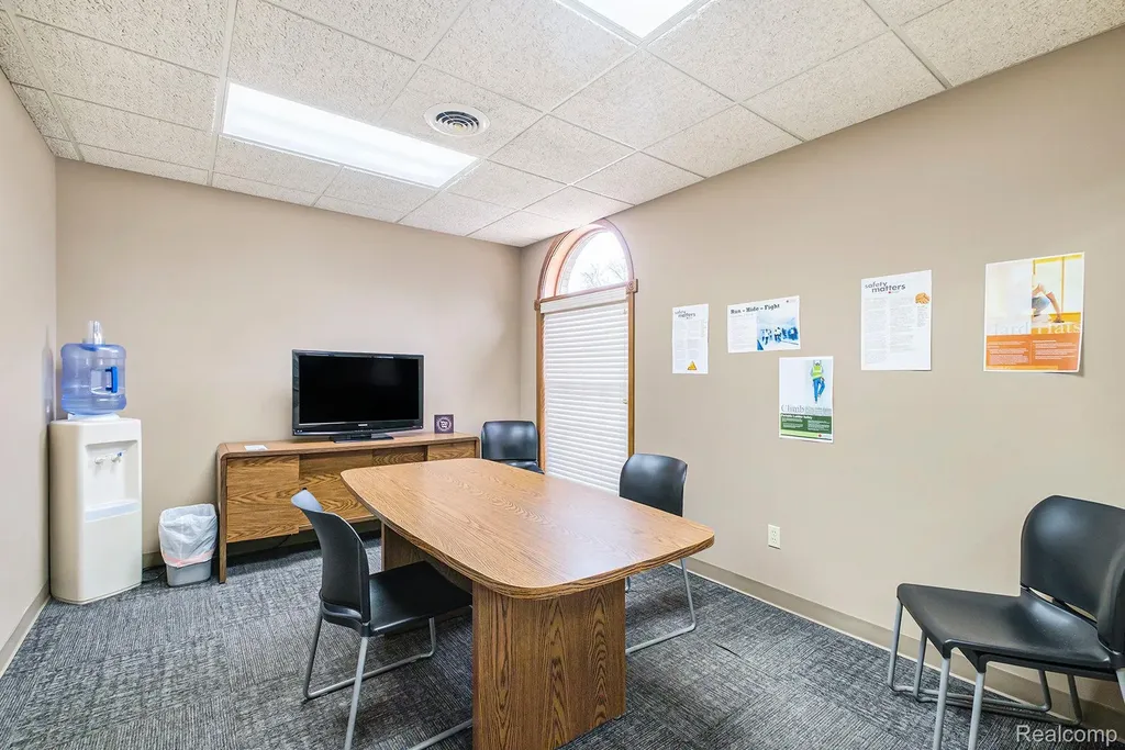 1063 W Hill Road Mundy Township MI 48507