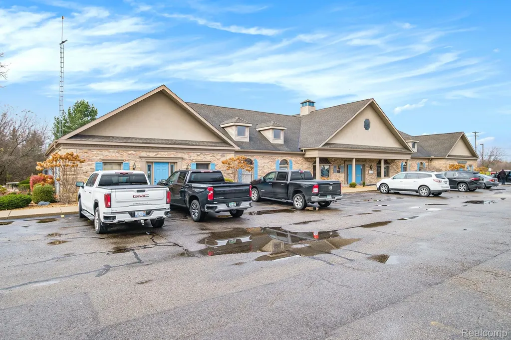 1063 W Hill Road Mundy Township MI 48507