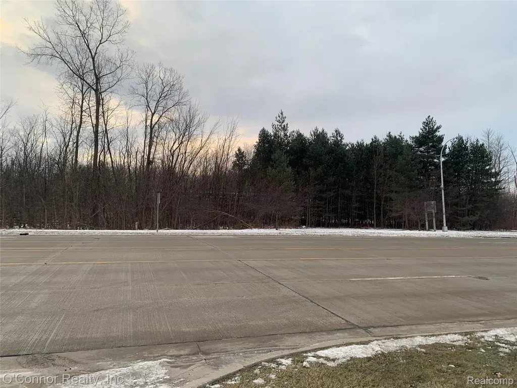 000 Gratiot Marysville City MI 48040