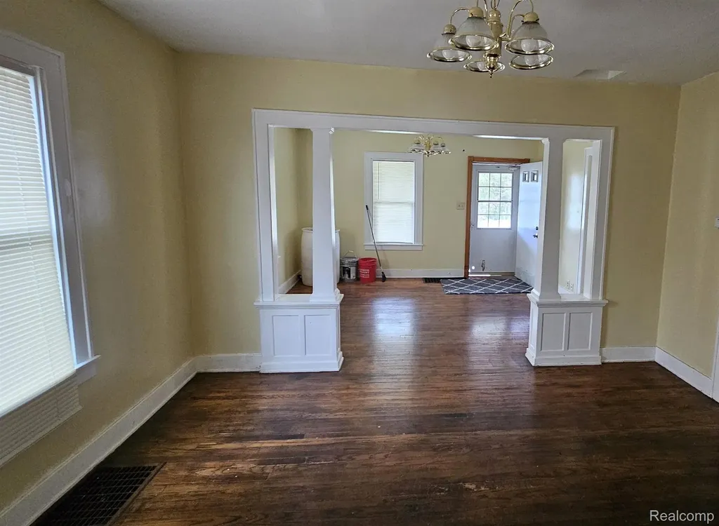 3310 Wadsworth Road Buena Vista Charter Township MI 48601