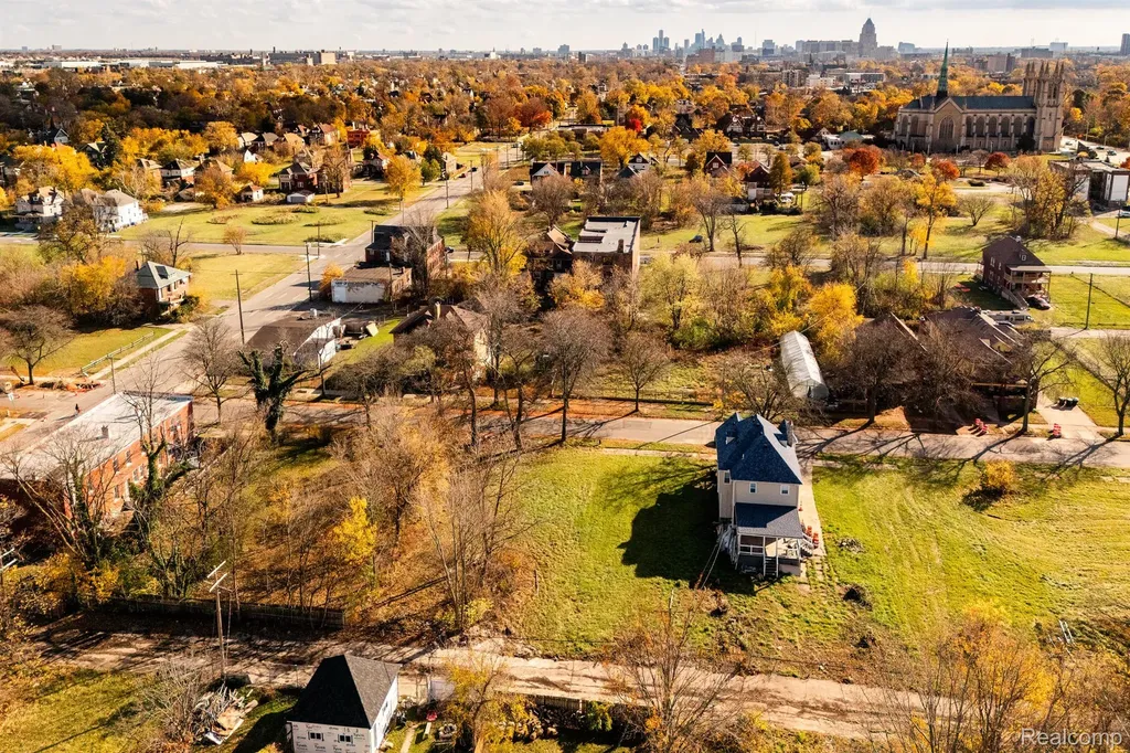 127 Rosedale Detroit City MI 48202