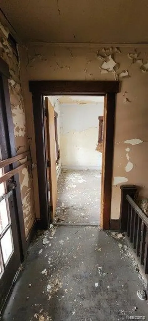 8773 Petoskey Avenue Detroit City MI 48204