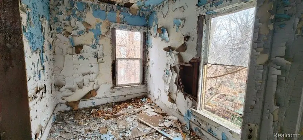 8773 Petoskey Avenue Detroit City MI 48204