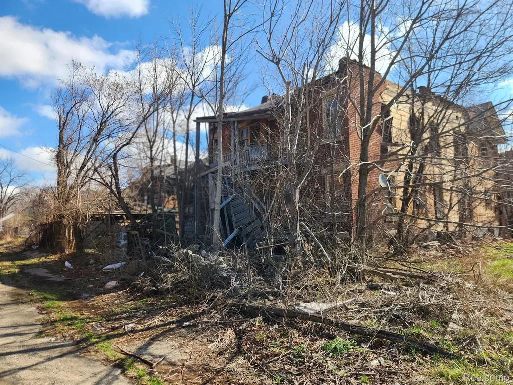 8773 Petoskey Avenue Detroit City MI 48204