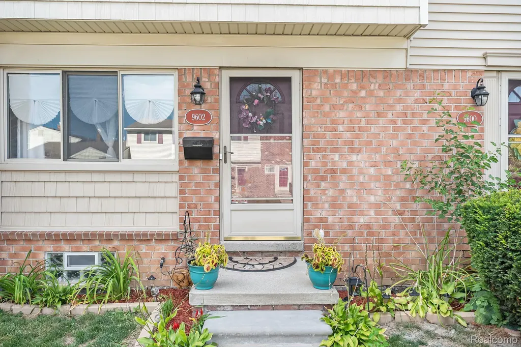 9602 Cornell Street Taylor City MI 48180