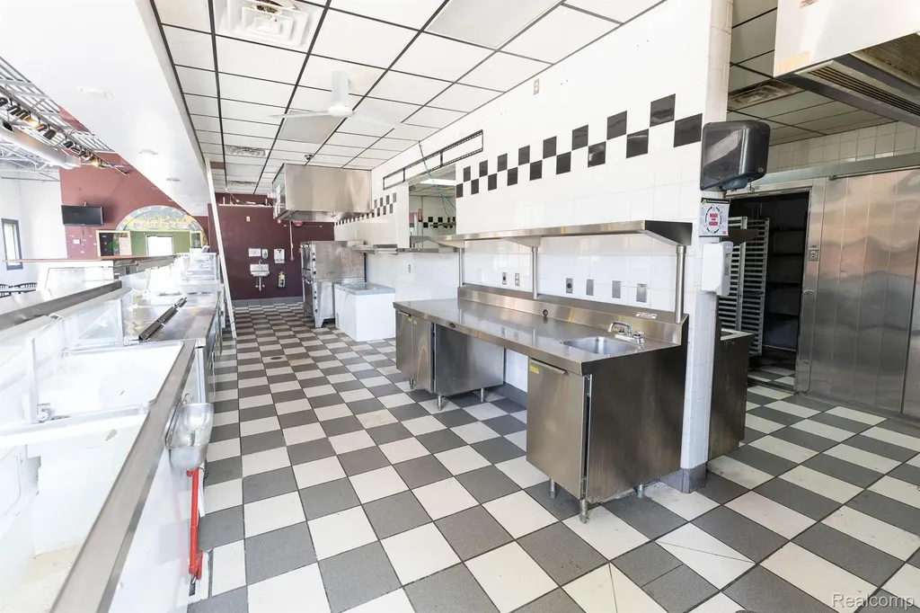 1088 S University Street Mt. Pleasant City MI 48858