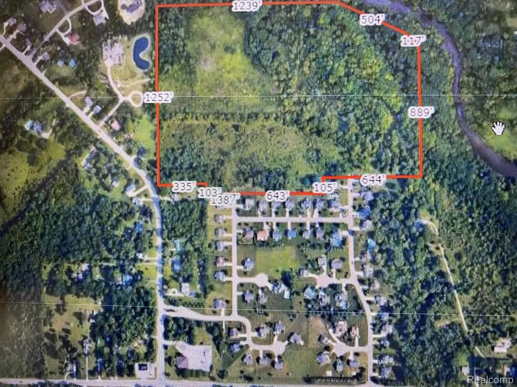 Oo Walnut Creek Drive Flint Charter Township MI 48532