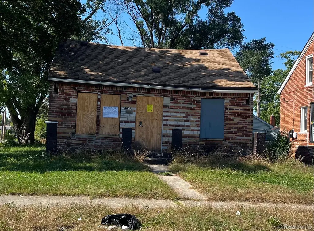 20401 Washburn Street Detroit City MI 48221