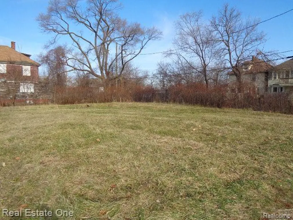 2926 Sheridan Street Detroit City MI 48214