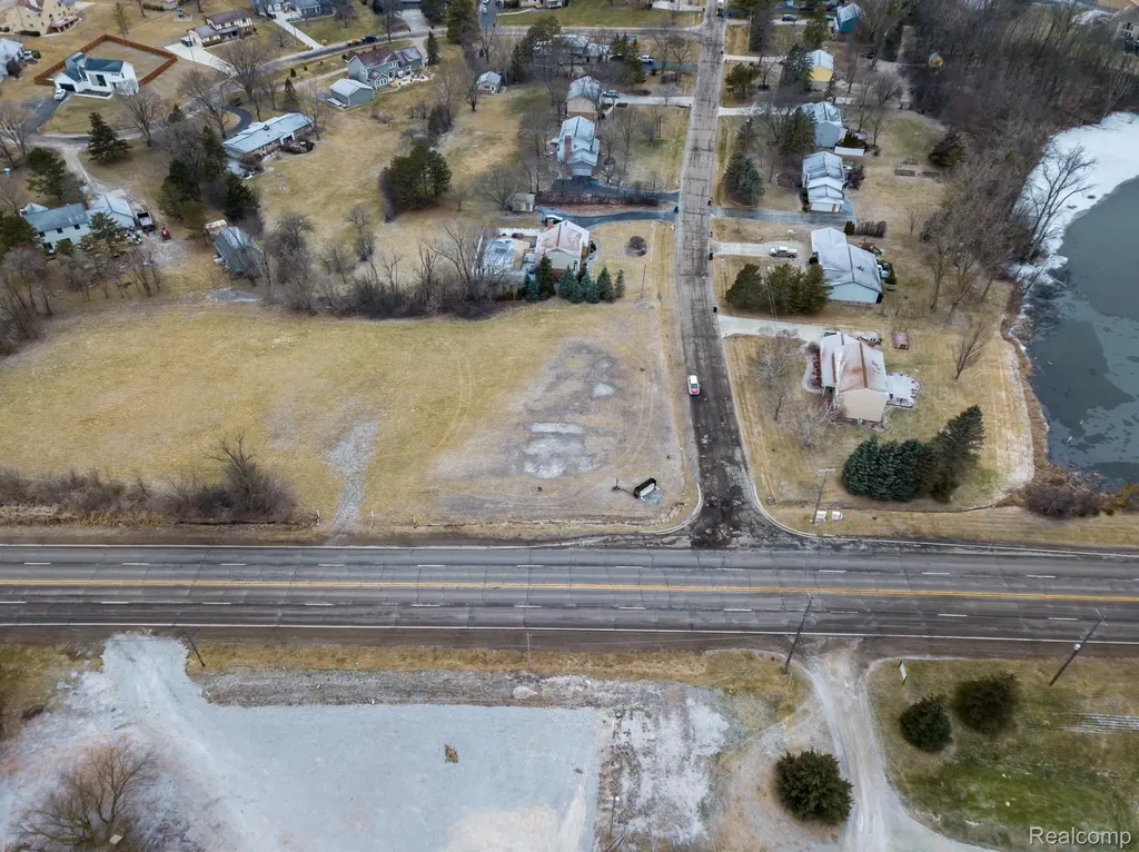 00 S Saginaw Street Grand Blanc Charter Township MI 48439