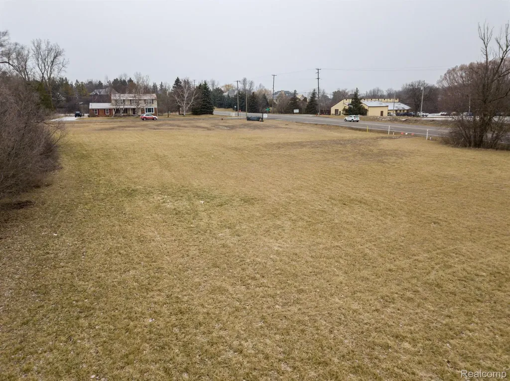 00 S Saginaw Street Grand Blanc Charter Township MI 48439