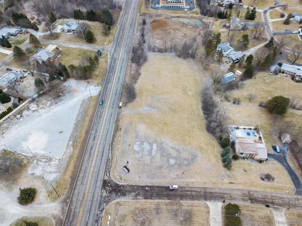 00 S Saginaw Street Grand Blanc Charter Township MI 48439