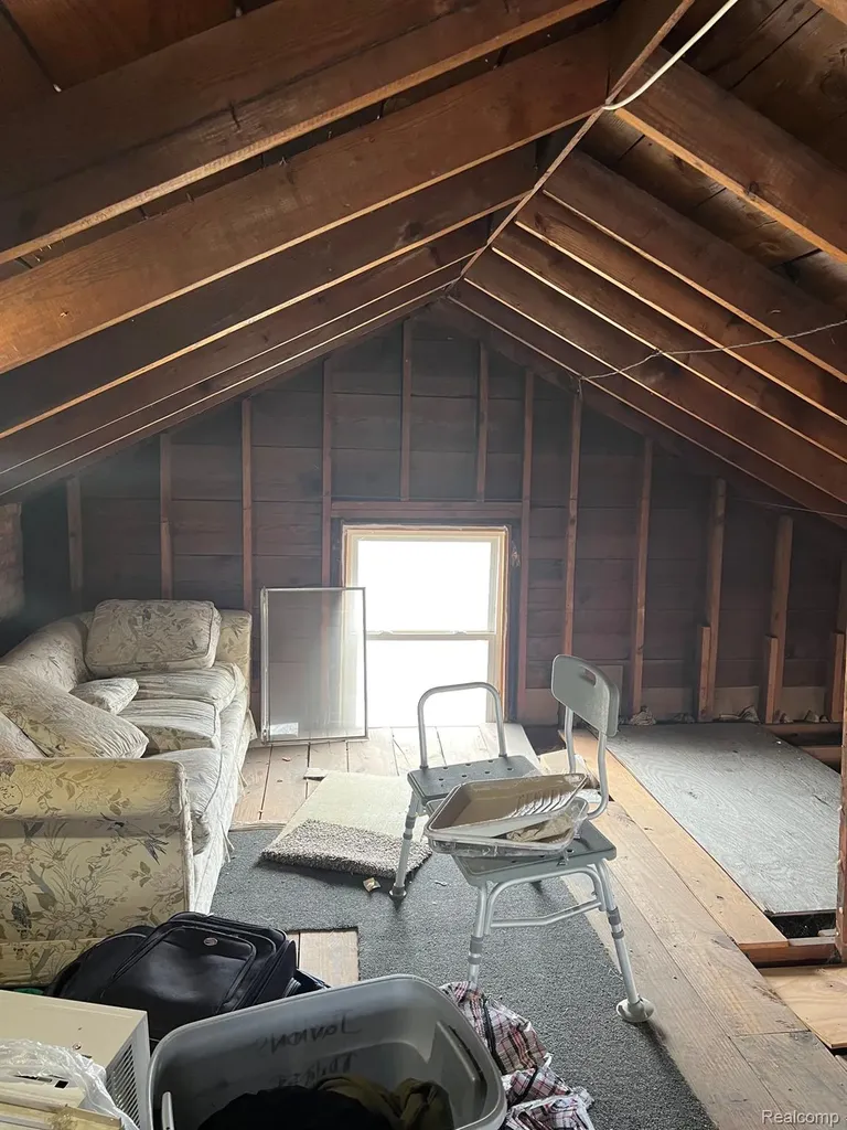 1459 Pingree Avenue Lincoln Park City MI 48146