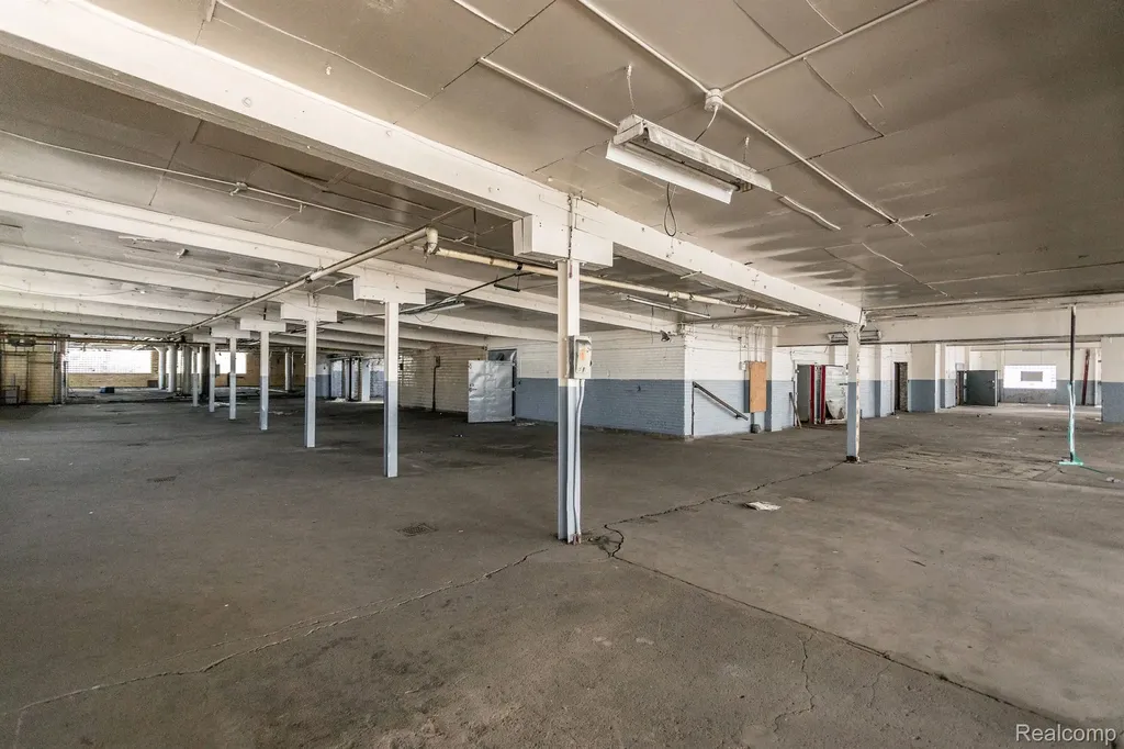 2600 E Grand Boulevard Detroit City MI 48211