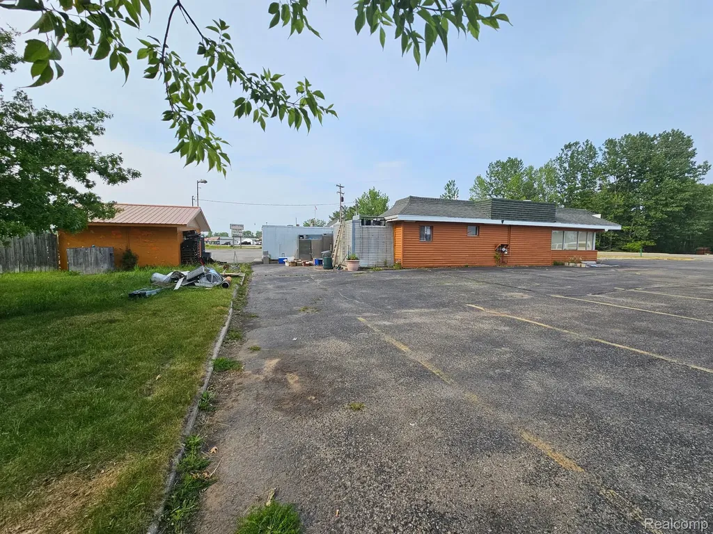 884 S State Street Au Sable Charter Township MI 48750