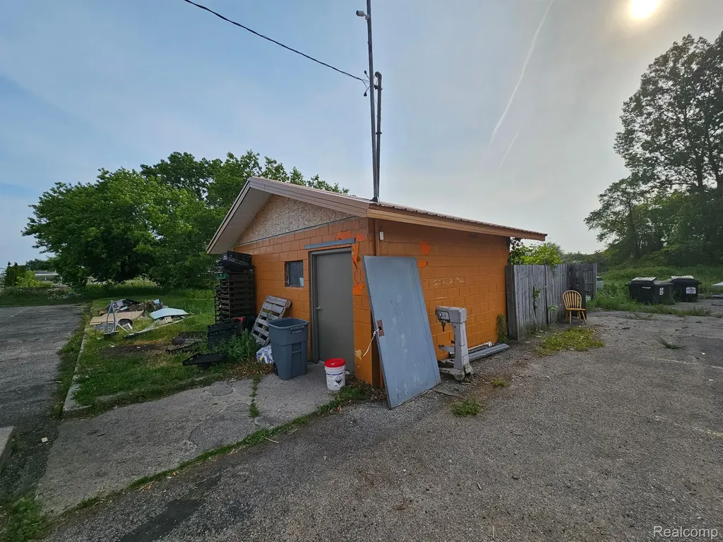 884 S State Street Au Sable Charter Township MI 48750