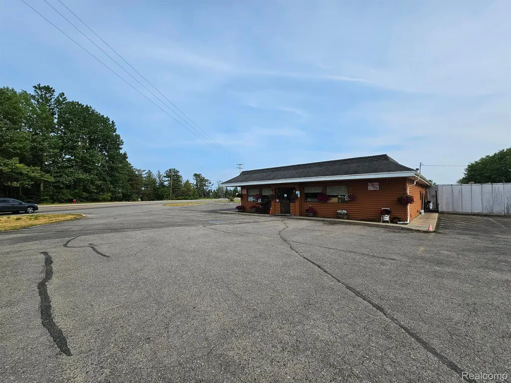 884 S State Street Au Sable Charter Township MI 48750