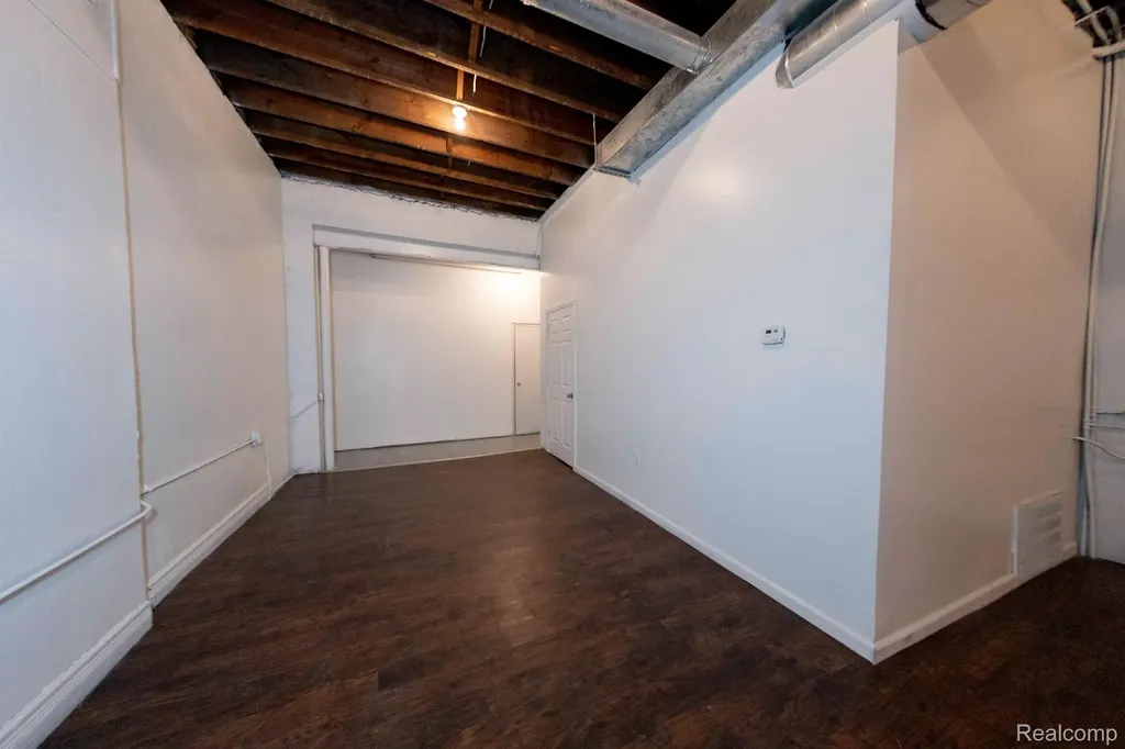 14536 E Jefferson Avenue Detroit City MI 48215