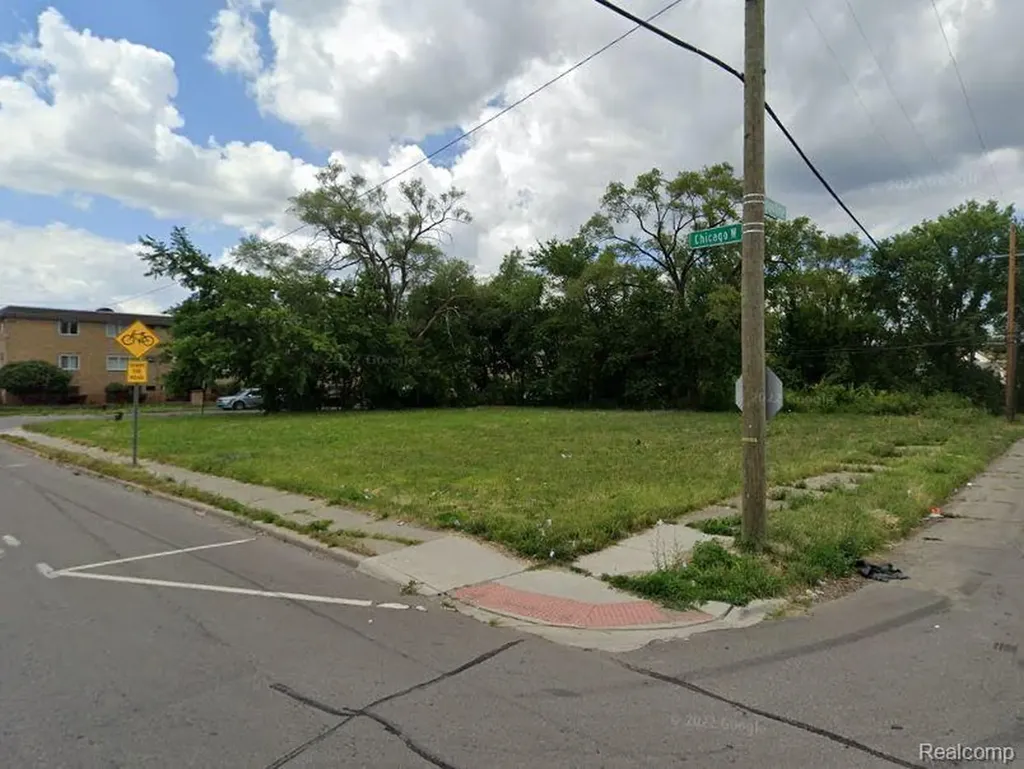 12800 W Chicago Street Detroit City MI 48228