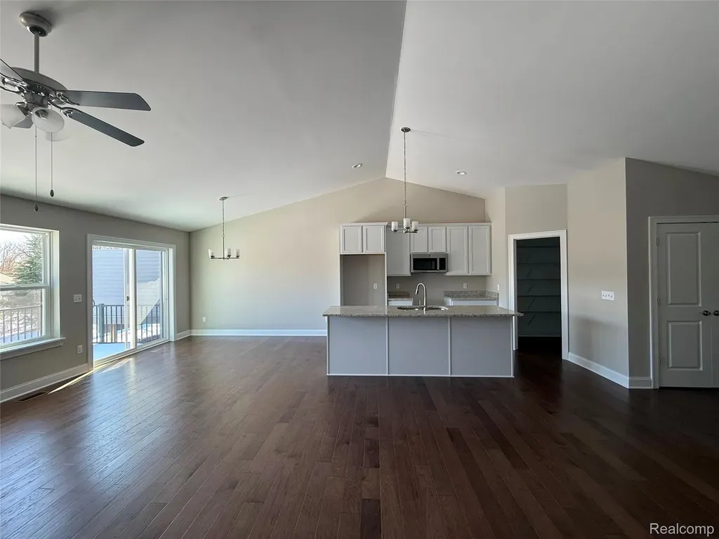 1025 Camellia Circle Marion Township MI 48843
