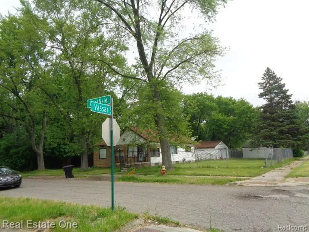 19411 Kentfield Street Detroit City MI 48219