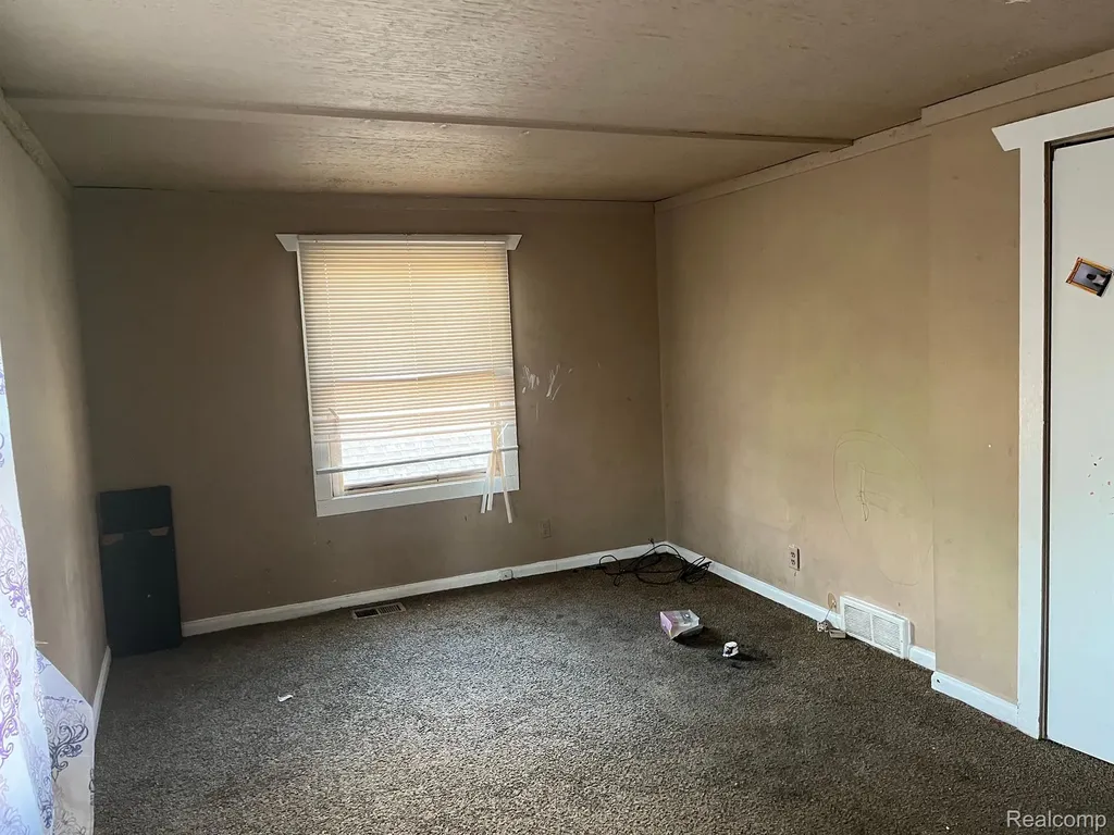 5951 Radnor Street Detroit City MI 48224