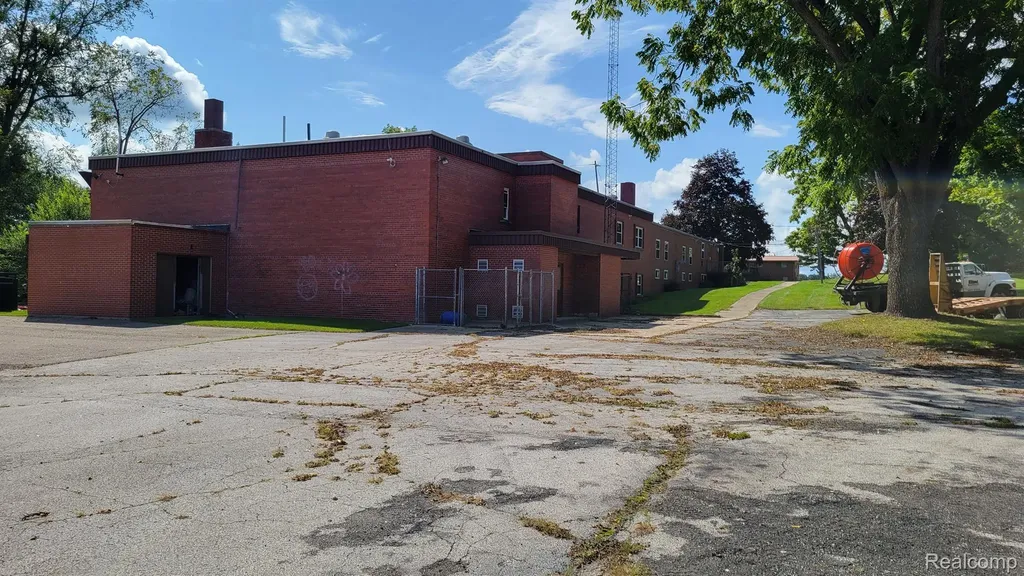 427 N Steer Street Addison Village MI 49220