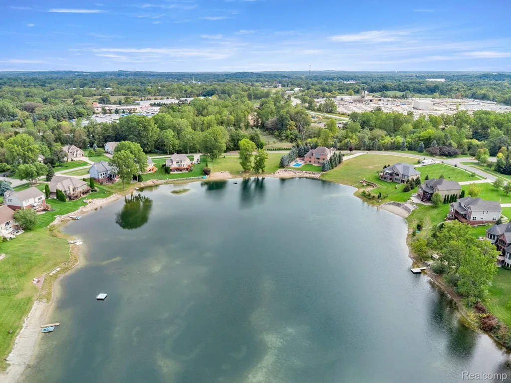 4544 Coastal Parkway White Lake Charter Township MI 48386