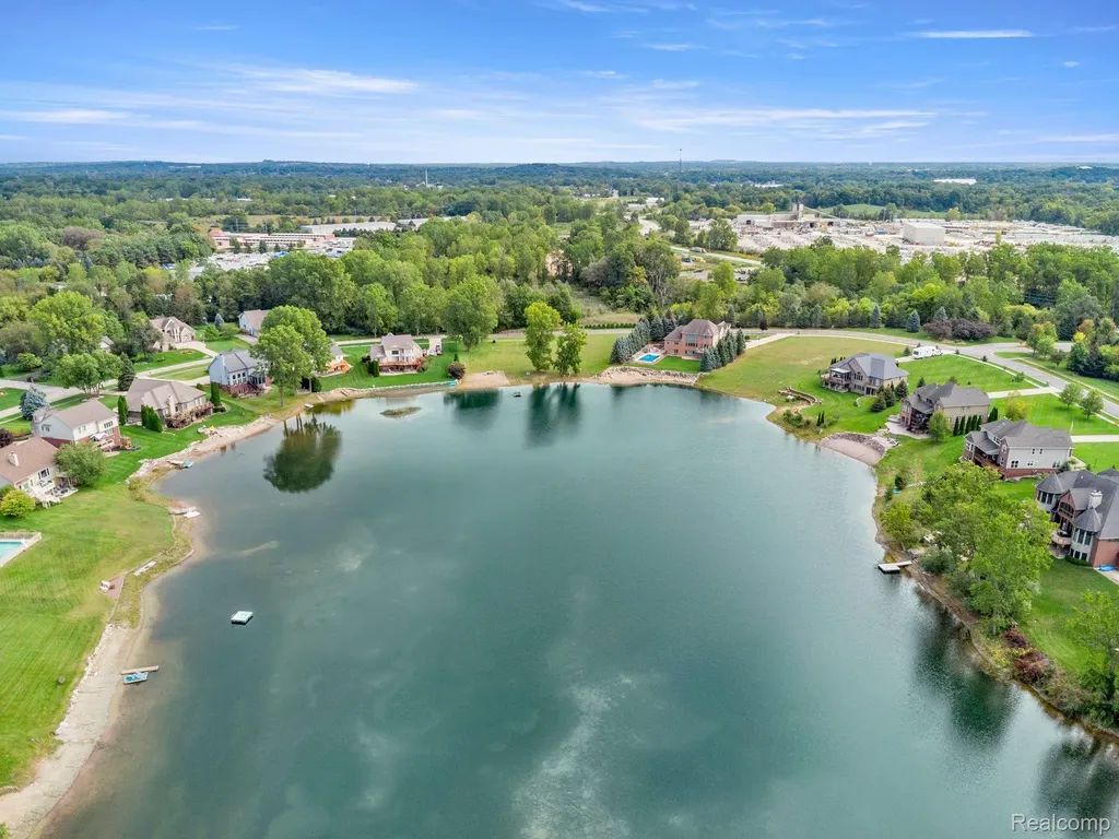 4544 Coastal Parkway White Lake Charter Township MI 48386