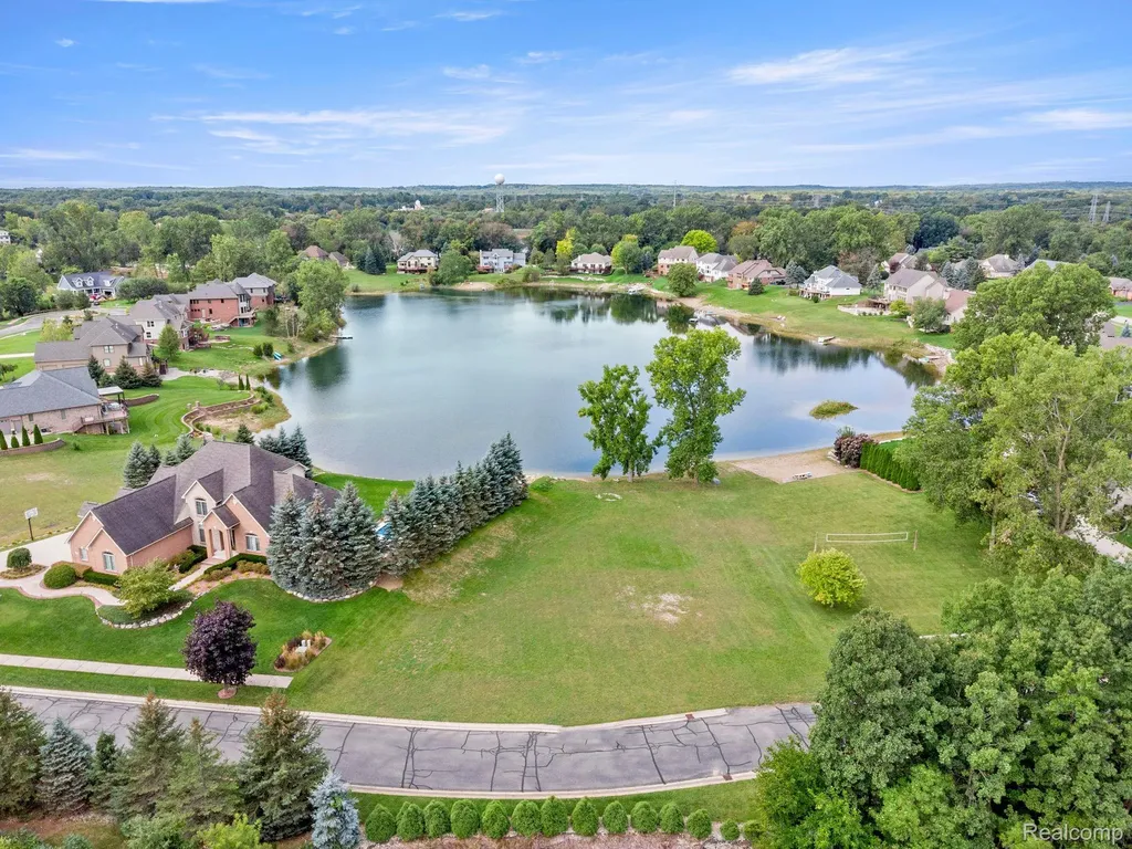 4544 Coastal Parkway White Lake Charter Township MI 48386