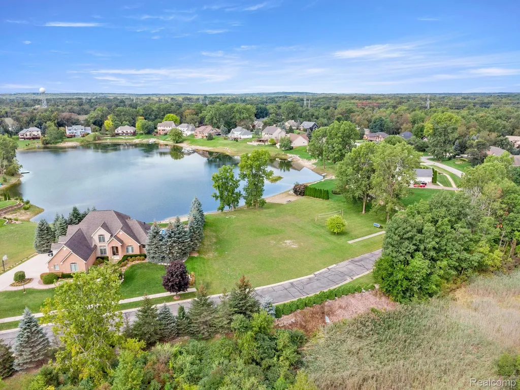 4544 Coastal Parkway White Lake Charter Township MI 48386