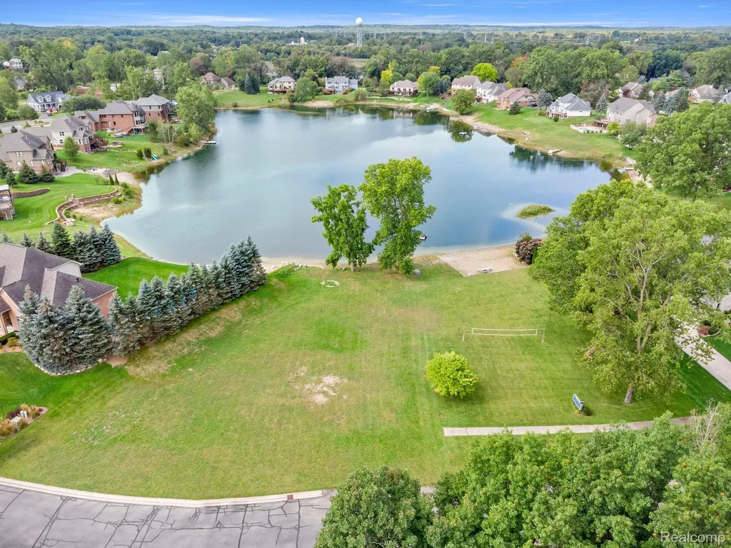 4544 Coastal Parkway White Lake Charter Township MI 48386